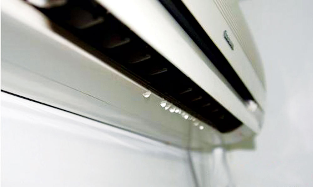 Sửa máy lạnh chảy nước bao nhiêu tiền?